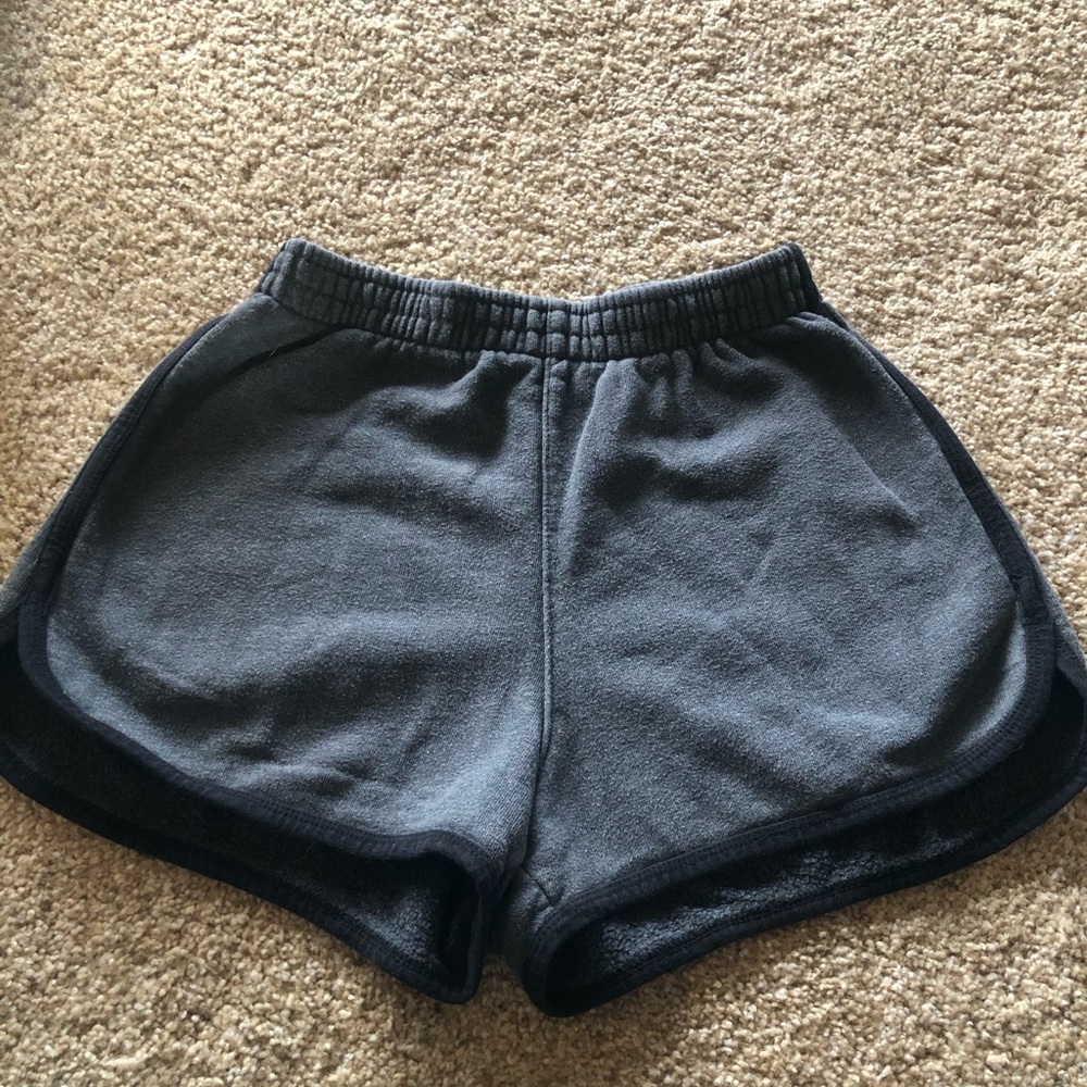 3/$15🔸 Brandy Melville shorts